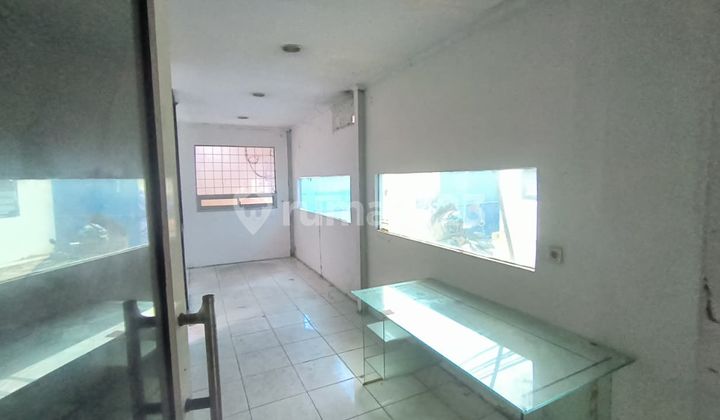 Gudang Di Pergudangan Miami, Ukuran 12x30, Listrik 7700 Watt