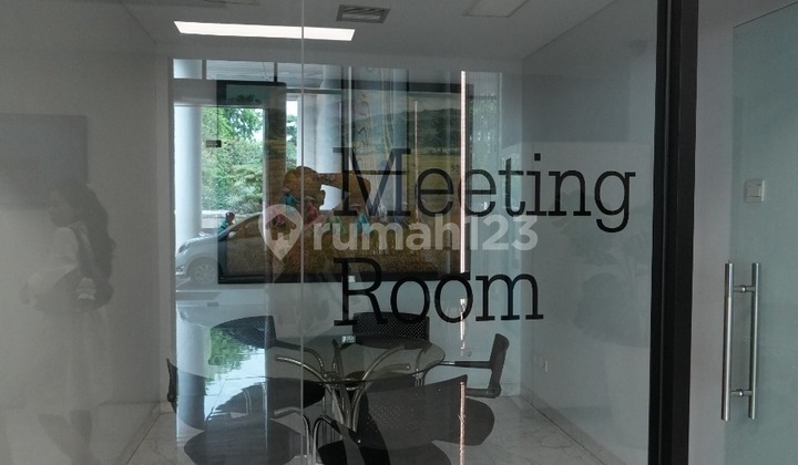 6-Story Office Building on Jalan Panjang, 780m2 Area, West Jakarta