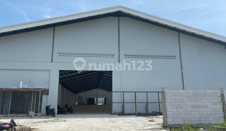 Gudang Untuk Pabrik Di Laksana Business Park, unit ready !! keamanan 24 jam, pintu gudang 2 muka, masuk kontainer, jalan lebar !! dijamin strategis ! 4