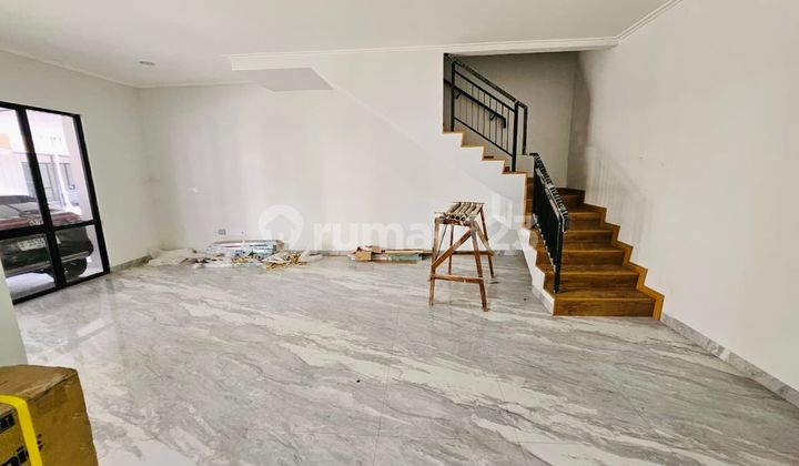 Rumah Bagus di Pik2, Kosambi. Tangerang.. Uk 8X12.5m. 2 Lantai. Semi Furnish. Renov. Siap Huni. 3.15M Nego !!! Rumah Bagus di Pik2, Kosambi. Tangerang.. Uk 8X12.5m. 2 Lantai. Semi Furnish. Renov. Siap Huni. 3.15M Nego !!!