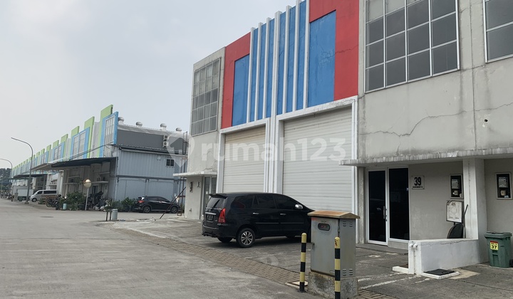 Gudang di Green Sedayu Biz Park, Jl. Daan Mogot, Kalideres, Kalideres, Kota Jakarta Barat.. Uk 9X24m. Unit Ready.. 200Jt/Th Nego Gudang di Green Sedayu Biz Park, Jl. Daan Mogot, Kalideres, Kalideres, Kota Jakarta Barat.. Uk 9X24m. Unit Ready.. 200Jt/Th Nego