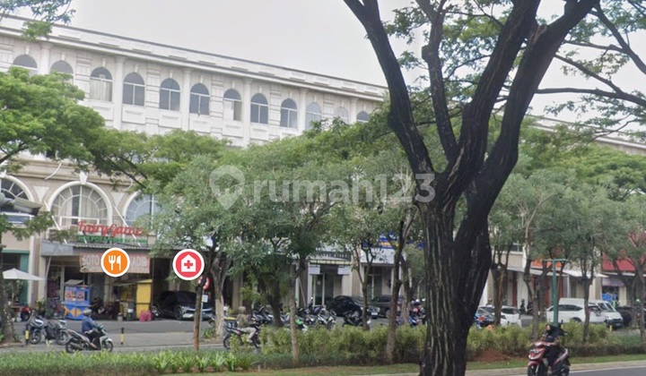 Ruko Greenlake City. Facing Boulevard.. Busy.. Very Strategic. Culinary Area. Unit Ready. 160 Million/Year. Ruko Greenlake City. Facing Boulevard.. Busy.. Very Strategic. Culinary Area. Unit Ready. 160 Million/Year.