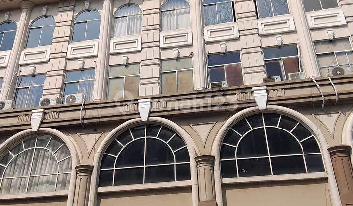 3.5-Story Shop House in Green Lake City, Cipondoh, Tangerang