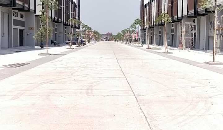 Warehouse in Duta Indah Starhub, Jl. Darussalam Utara, Belendung, Benda, Tangerang City, Banten. Land size 9x31.5m. Office 3.5 floors. Brand new unit. Ready to use!! 250 million/year. Warehouse in Duta Indah Starhub, Jl. Darussalam Utara, Belendung, Benda, Tangerang City, Banten. Land size 9x31.5m. Office 3.5 floors. Brand new unit. Ready to use!! 250 million/year.