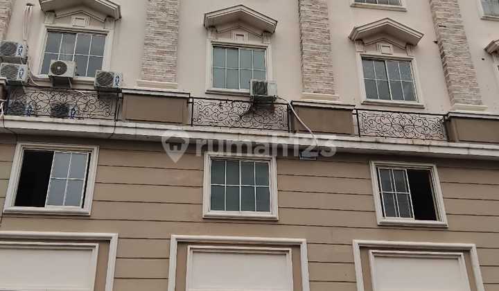 Ruko Di Green Lake City Cipondoh Tangerang Unit Ready Ruko Di Green Lake City Cipondoh Tangerang Unit Ready