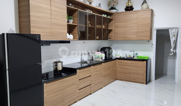 Ruko Siap Huni @ Duta Harapan Indah.. Unit Bagus dan Rapi. Sudah Renov 4 Lantai. Ad Kitchen Set. Ac 7 Unit. 3.6M Negooo !! Ruko Siap Huni @ Duta Harapan Indah.. Unit Bagus dan Rapi. Sudah Renov 4 Lantai. Ad Kitchen Set. Ac 7 Unit. 3.6M Negooo !!