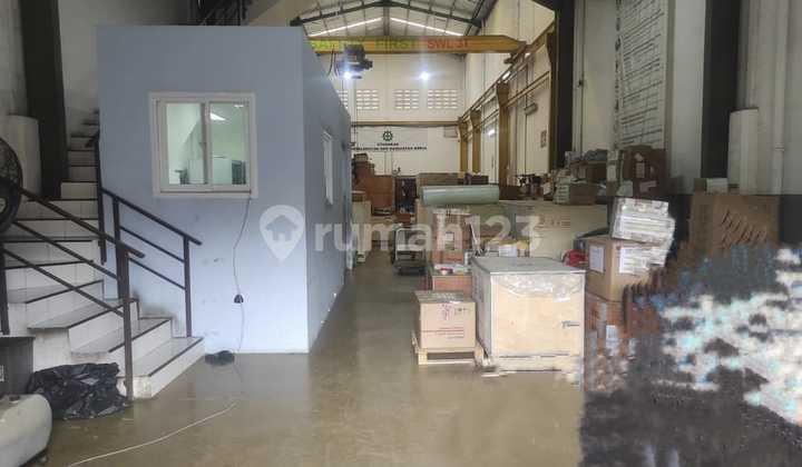 Warehouse Green Sedayu Bizpark Daan Mogot. Size 8x45m. With Crane. 22kva 3phase. 4 AC Units. Ready Unit.. 12m Negotiable.