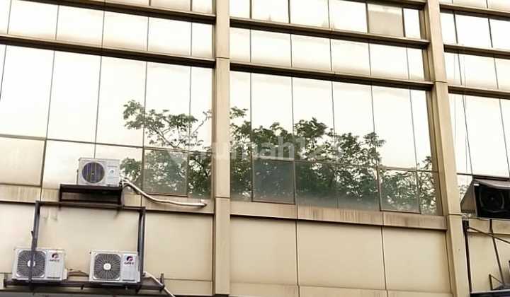 Shop House Facing Boulevard in Green Lake City Cipondoh Shop House Facing Boulevard in Green Lake City Cipondoh