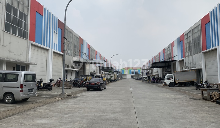 Gudang di Green Sedayu Biz Park, Jl. Daan Mogot, Kalideres, Kalideres, Kota Jakarta Barat, Dki Jakarta.. Uk 9X24m. Unit Ready.. 200Jt/Th Nego