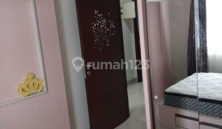 Rumah Bagus Furnish di Komplek Green Lake City, Jl. Green Lake City, Petir, Cipondoh, Kota Tangerang, Banten.. 8X15m Hoek.. 2 Lantai. Furnish .. 150Jt/Th.. Unit Ready 2