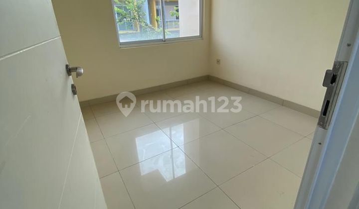 Rumah Di Green Lake City Cipondoh Tangerang