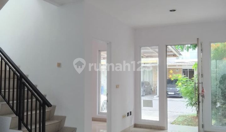Rumah Bagus di Perumahan Green Lake City, Jl. Dasana Puri, Petir, Cipondoh, Kota Tangerang, Banten.. Ukuran 6X15m. 2 Lantai.unit Ready Siap Ditempati. 2.2M !! Murahhh 2