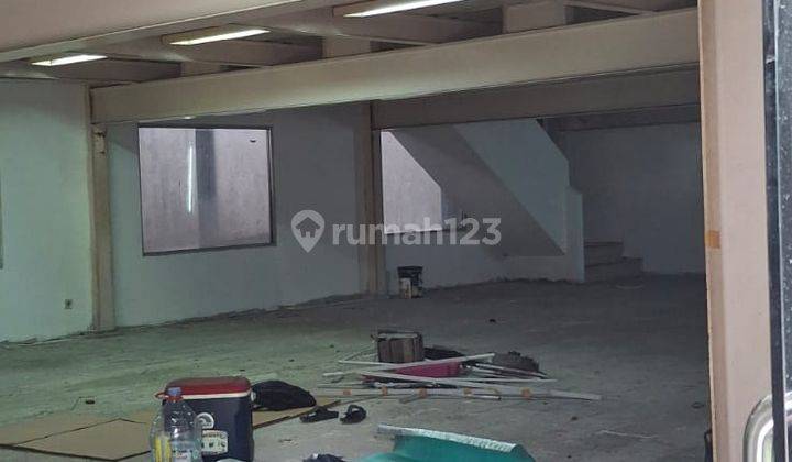 Gudang Di Jl. Dr. Saharjo, Tebet Bar., Kec. Tebet, Kota Jakarta Selatan, Luas Tanah 1.150m2. Luas Bangunan 730m2.. Hgb. Lokasi Strategis 2
