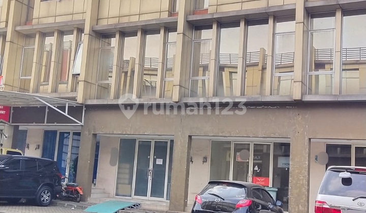 Green Village Shop House. 3 Floors. SHGB Certificate. Land Area 4.5x15m. 2.4M Negotiable Until Deal. 2