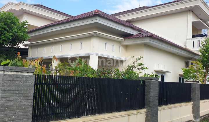 For Sale House in Downtown Pekanbaru 2