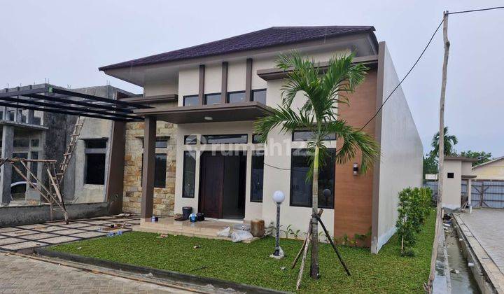Rumah Siap Huni, Strategis, Aman Dan Nyaman Dengan Sistem Cluster 1 Pintu Pos Satpam 2