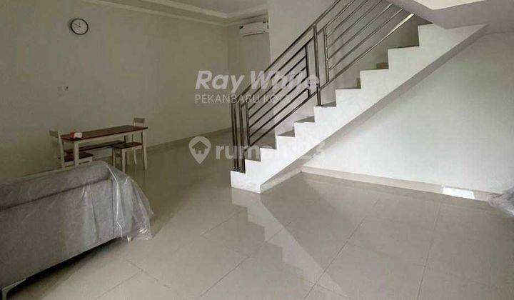 Dijual Rumah Cantik Siap Huni di Jalan Darmabakti, Pekanbaru 2