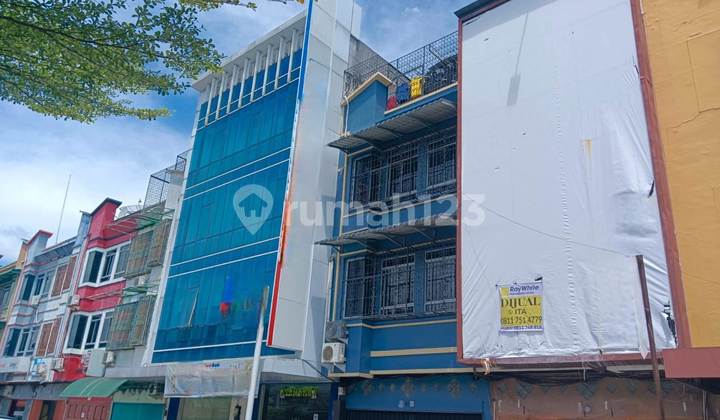 Ruko 4 lantai di Jl. Riau, Pekanbaru
