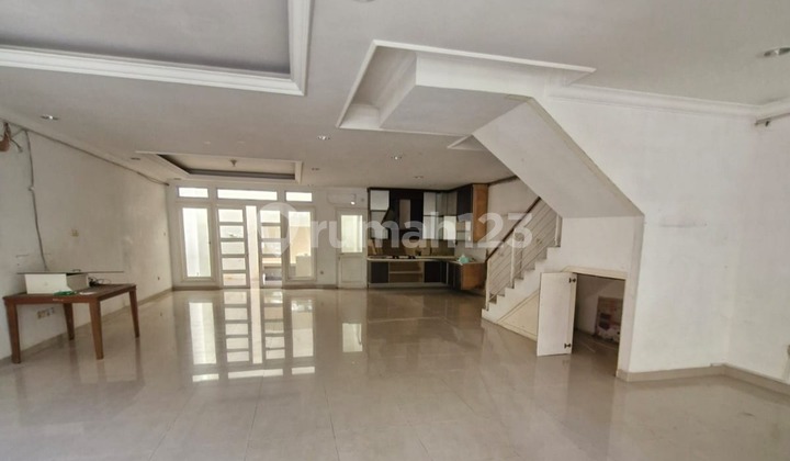 For Rent: Diponegoro Area Cluster House