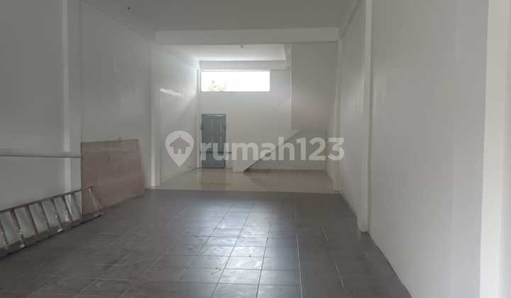 For Rent 2-Story Shop House in Strategic Location - Sukajadi