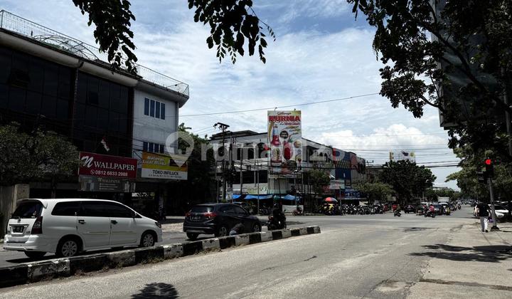 Dijual Rumah di Tengah Kota Pekanbaru Dekat Dengan Jalan Ahmad Yani Dijual Rumah di Tengah Kota Pekanbaru Dekat Dengan Jalan Ahmad Yani