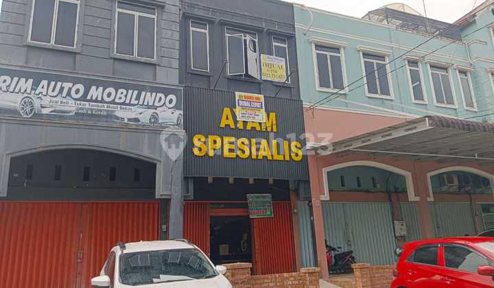 For Sale Fast 3-Story Shop House Ready to Occupy Near Jalan Parit Indah
