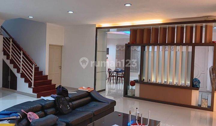 Dijual Rumah Cluster Mewah di Jalan Soekarno Hatta 2