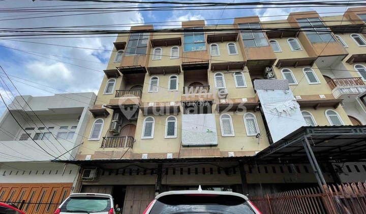 Dijual Ruko Gandeng Dekat Mall Ciputra Dijual Ruko Gandeng Dekat Mall Ciputra