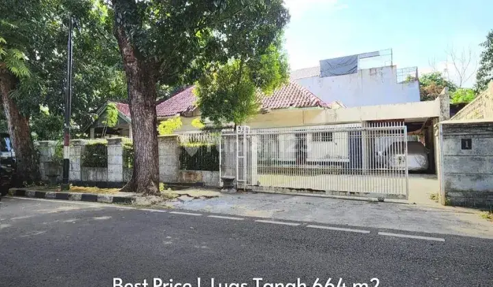 BEST PRICE ! Rumah Hitung Tanah Area Ring 1 Menteng 2