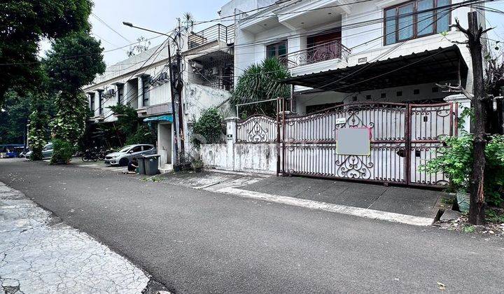 Rumah Cantik Siap Huni Jalan Lebar Tenang Dekat Mall Gancit Senayan 2