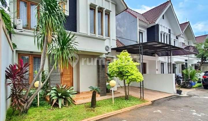 Strategic Townhouse in West Pejaten, Great Road Access, Well-Maintained, Free Furnished 2