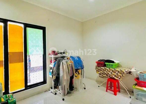 Dijual Cepat Rumah Hook Dingin 2 Lantai New Gress Panjang Jiwo 2