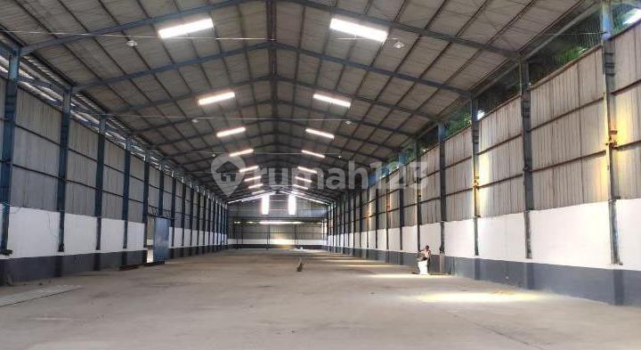 Gudang 2500 Sqm, Lokasi strategis dekat Tol, Cibinong, Bogor