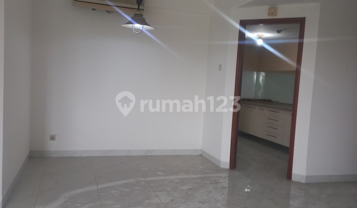 Jual Cepat Kondominium Golf Karawaci Samping Uph