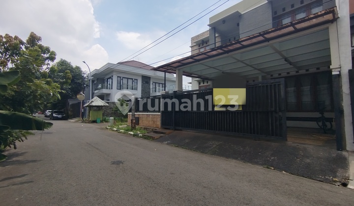 For Sale Spacious Luxury House in Metland Menteng East Jakarta 2