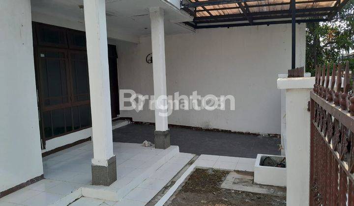 RUMAH LUAS MURAH BUTUH RENOVASI DI HARAPAN INDAH 2