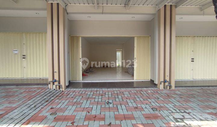 Ruko Murah Siap Huni Dengan Lokasi Strategis Di Kebonarum 5