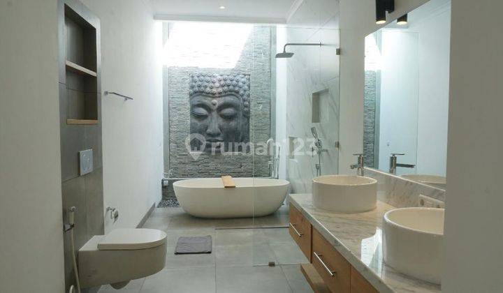 Villa Baru Furnished style Minimalist Modern Di Lovina Bali 9