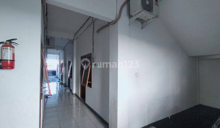 For sale shophouse plus boarding house and attached bathroom in Denpasar  2