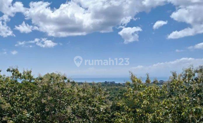 Land for sale with sea views at Cemongkak Beach, Pecatu 1