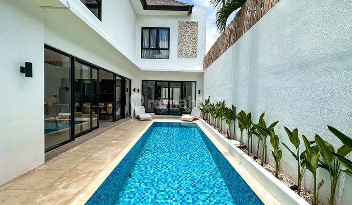 NEWLY RENOVATED TROPICAL STYLE VILLA 1