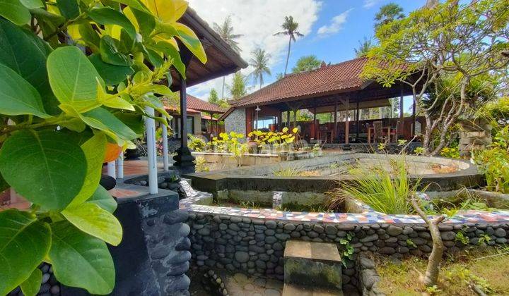 Beachfront Balinese Style Villa For Sale At Karangasem 2