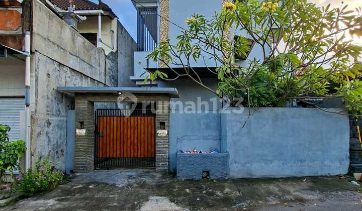 Dijual Kost 3 Lantai Nyaman & Strategis Denpasar Utara