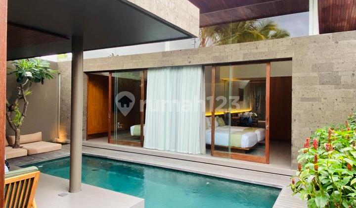 Dijual Villa Kompleks Canggu Kayu Tulang