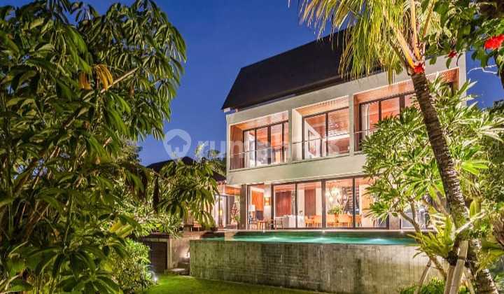 Modern Tropical Villa For Sale In Canggu