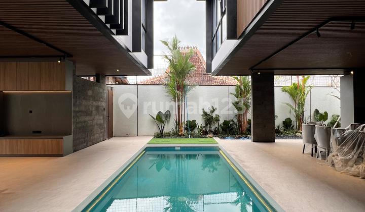 BRAND NEW MODERN TROPICAL LUXURY VILLA Location Prime Berawa BRAND NEW MODERN TROPICAL LUXURY VILLA Location Prime Berawa