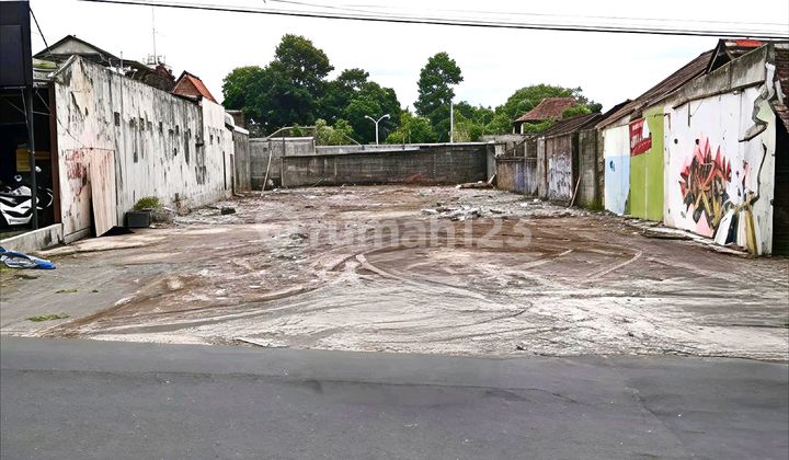 Tanah Istimewa Jalan Raya Candi Gebang Condongcatur Tanah Istimewa Jalan Raya Candi Gebang Condongcatur