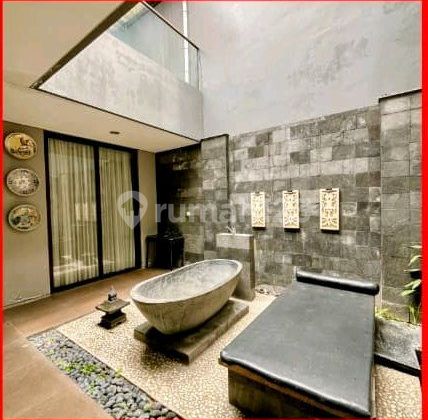 Rumah Mewah Full Furnished Di Dalam Perumahan Elite Palagan 2