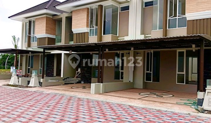 Rumah Mewah Di Perumahan Jalan Kaliurang Km 7 Sleman Dekat Ugm
