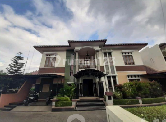 Strategic 2-Story House in Umbulharjo